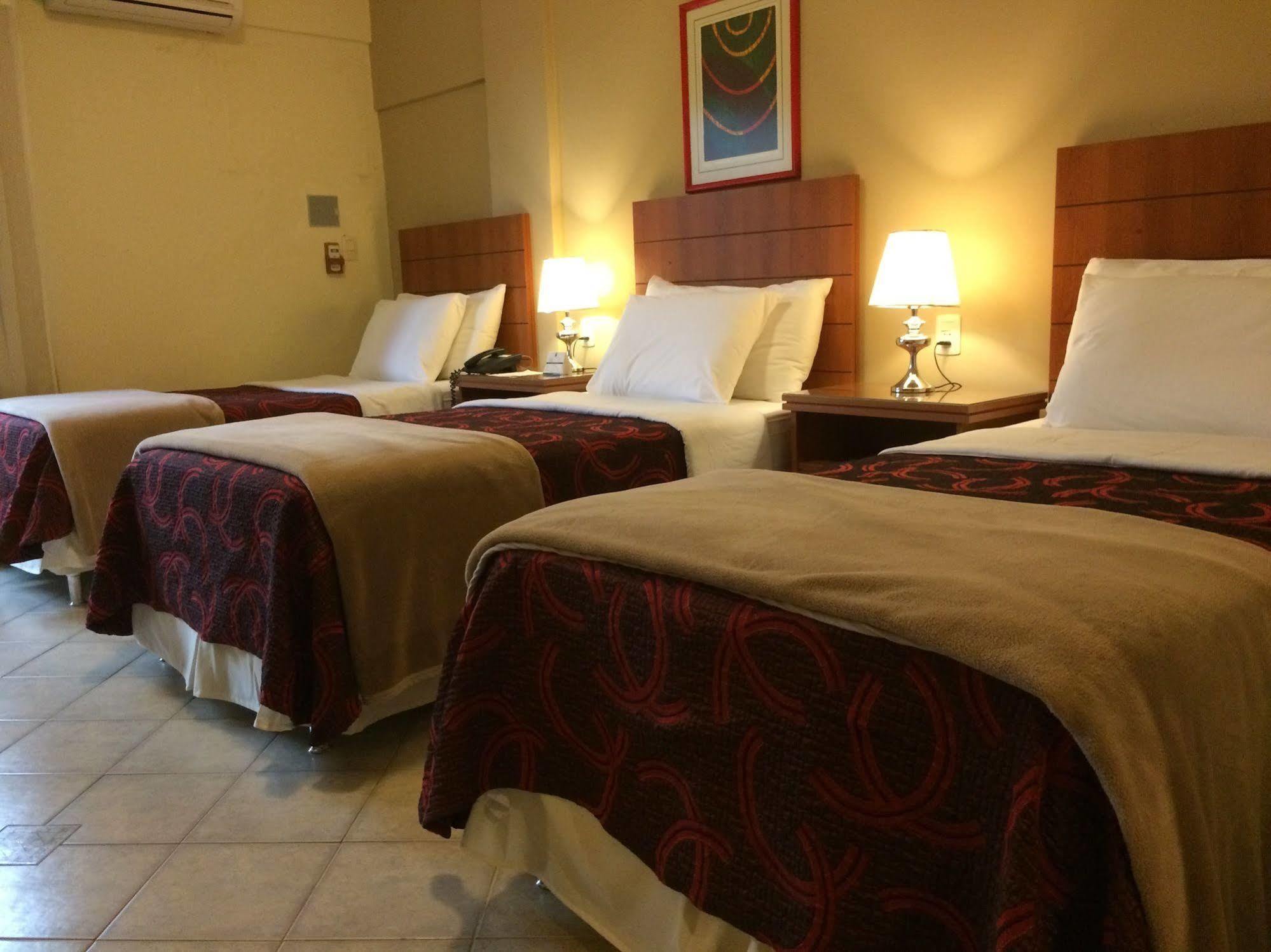 Convair Hotel Ciudad del Este Eksteriør bilde