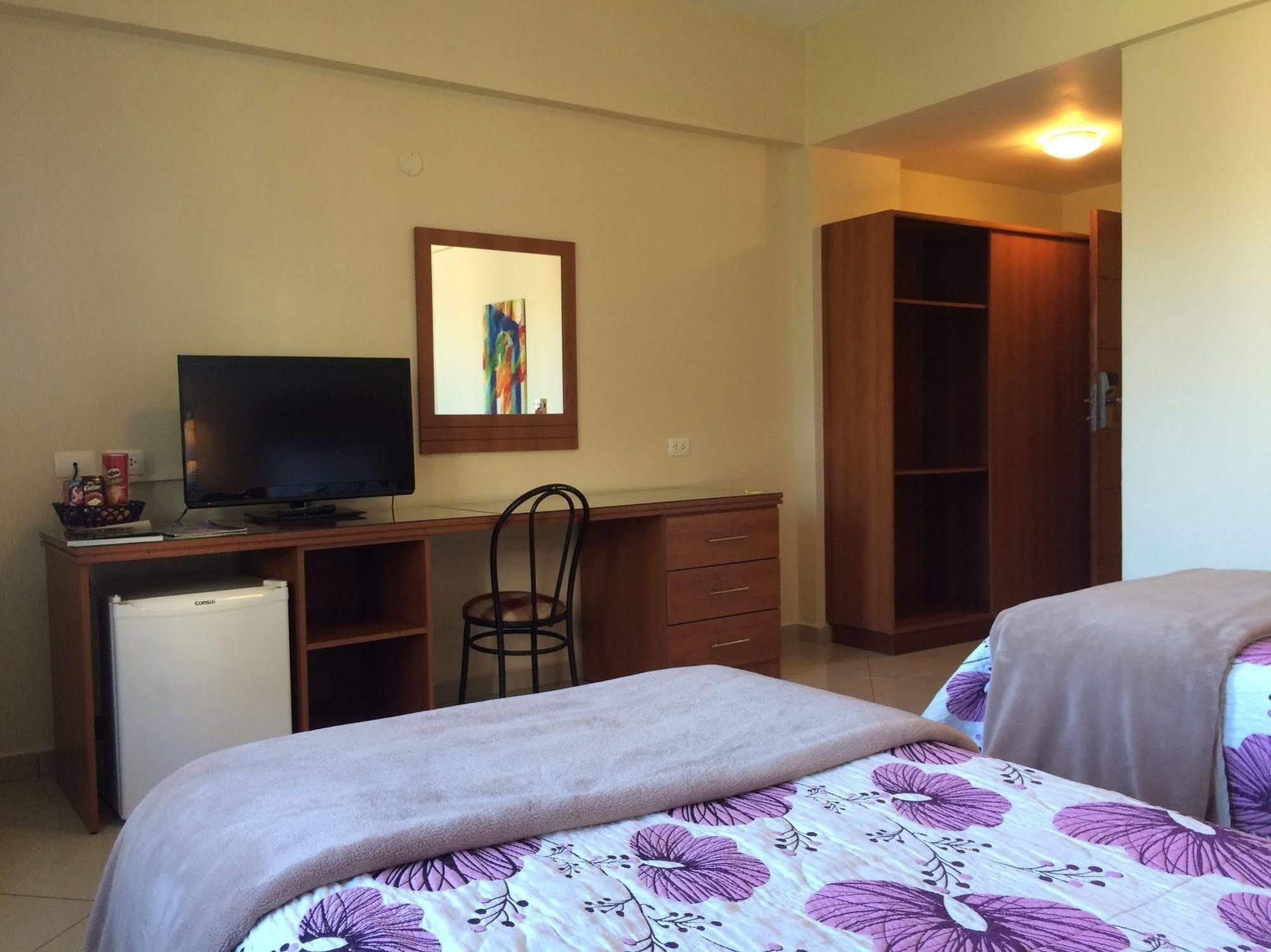 Convair Hotel Ciudad del Este Eksteriør bilde